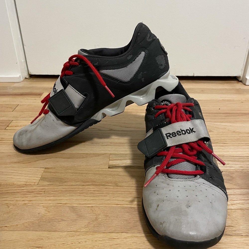 Men’s Reebok Lifters